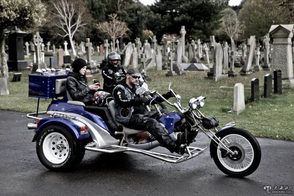 英式摩托车葬礼