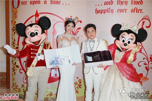 王祖蓝迪士尼办童话式婚宴 否认婚礼赚二百万