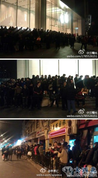 　昨晚22时许，上海南京东路苹果店门口的队伍，一直排到了隔壁街天津路！网友说：“小板凳和棉被，春运被比下去了”。来自新浪微博网友@兰瞳光