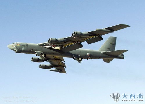B-52轰炸机左翼装载了X-51（资料图）