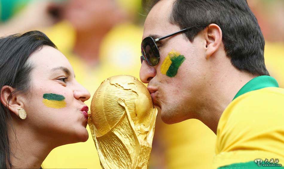 世界杯十佳图6·24：世界杯之吻