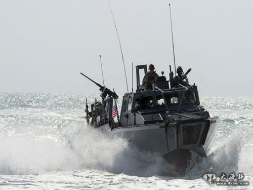 伊朗释放遭扣留美军舰艇和船员称不涉及间谍活动