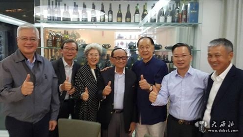 菲律宾前总统拉莫斯访问香港 与傅莹共进晚宴